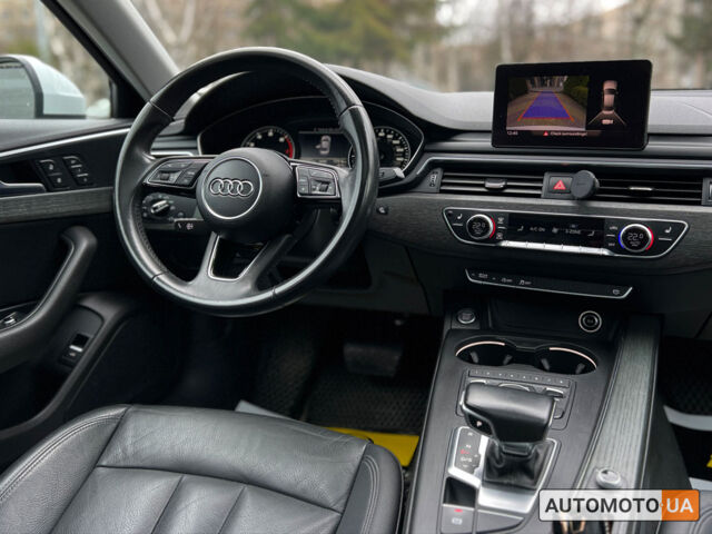 Белый Ауди А4, объемом двигателя 2 л и пробегом 136 тыс. км за 17900 $, фото 13 на Automoto.ua