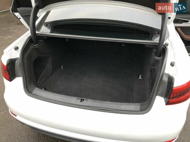 Білий Ауді А4, об'ємом двигуна 2 л та пробігом 173 тис. км за 12345 $, фото 51 на Automoto.ua