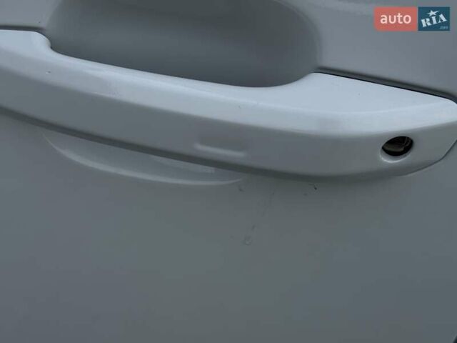 Білий Ауді А4, об'ємом двигуна 1.98 л та пробігом 139 тис. км за 16800 $, фото 24 на Automoto.ua