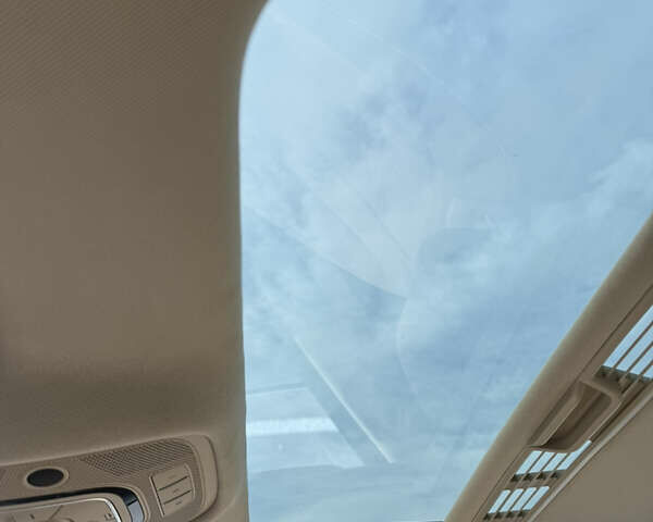 Белый Ауди А4, объемом двигателя 1.98 л и пробегом 137 тыс. км за 21500 $, фото 34 на Automoto.ua