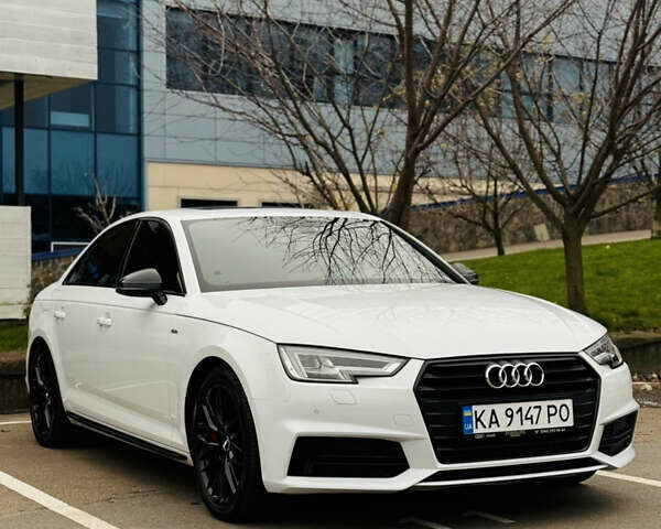 Белый Ауди А4, объемом двигателя 1.98 л и пробегом 129 тыс. км за 22500 $, фото 1 на Automoto.ua