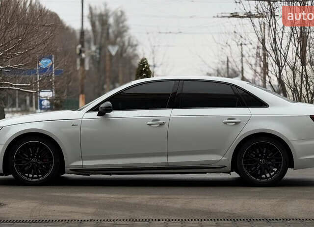 Ауди А4 2017 в Львове на Automoto.ua Белый Ауди А4, объемом двигателя 1.98 л и пробегом 170 тыс. км за 21200 $, фото 4 на Automoto.ua