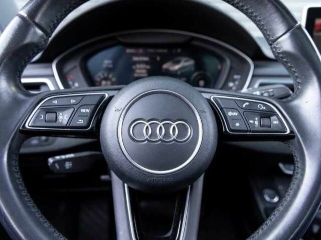 Білий Ауді А4, об'ємом двигуна 2 л та пробігом 43 тис. км за 14000 $, фото 8 на Automoto.ua