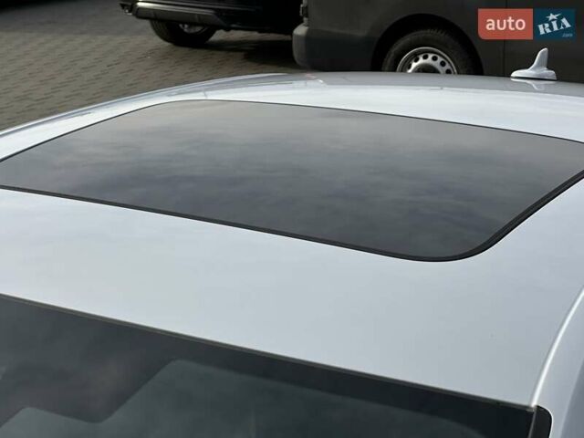 Белый Ауди А4, объемом двигателя 1.98 л и пробегом 210 тыс. км за 17999 $, фото 12 на Automoto.ua