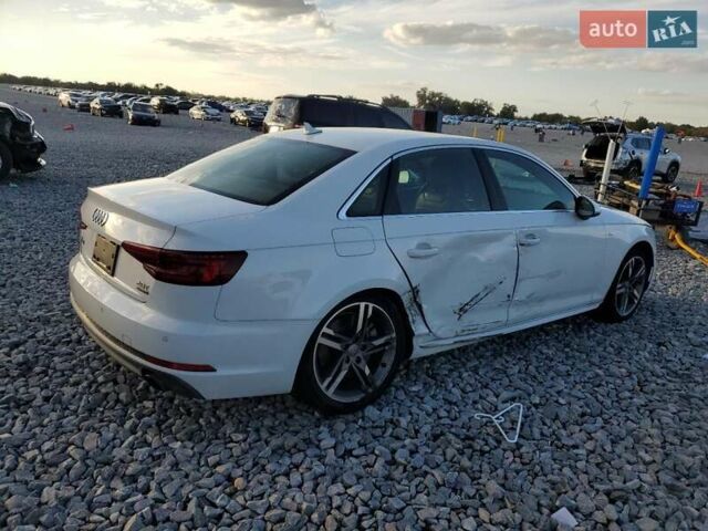 Белый Ауди А4, объемом двигателя 2 л и пробегом 50 тыс. км за 4000 $, фото 2 на Automoto.ua