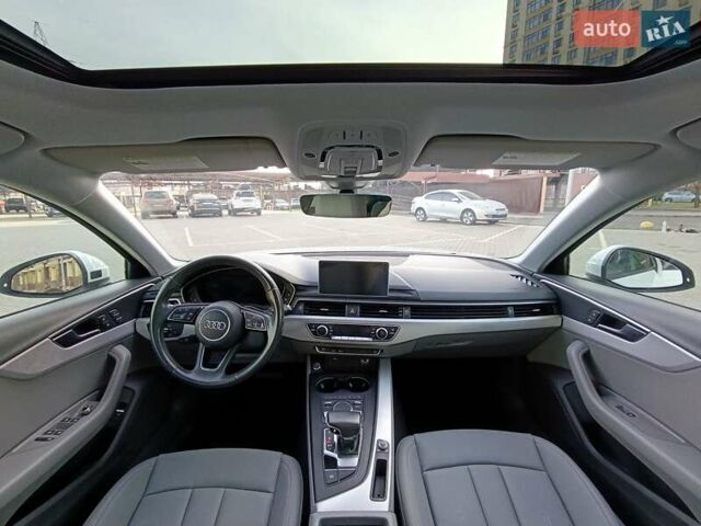 Білий Ауді А4, об'ємом двигуна 2 л та пробігом 132 тис. км за 17000 $, фото 7 на Automoto.ua