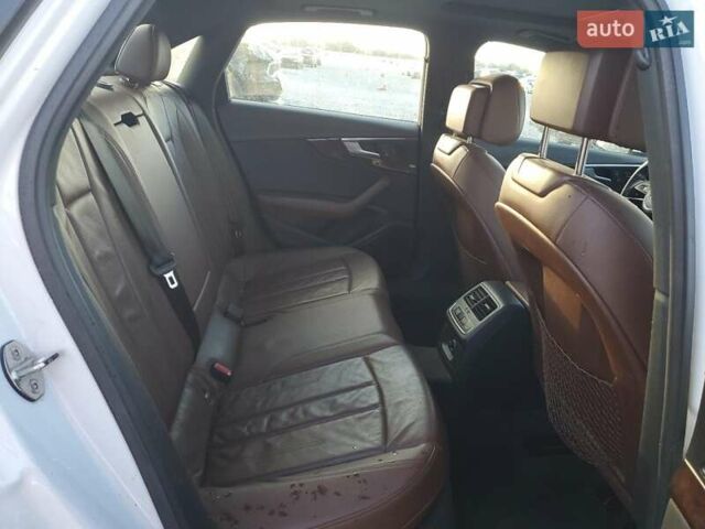 Белый Ауди А4, объемом двигателя 2 л и пробегом 50 тыс. км за 4000 $, фото 9 на Automoto.ua