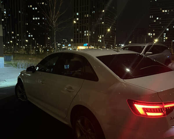 Белый Ауди А4, объемом двигателя 1.98 л и пробегом 103 тыс. км за 19000 $, фото 6 на Automoto.ua