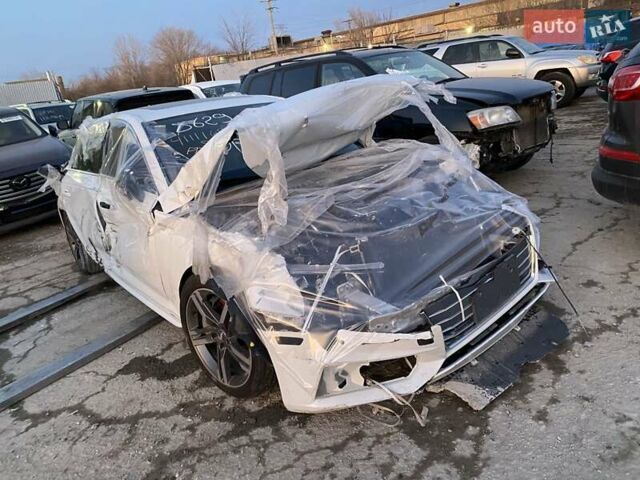 Білий Ауді А4, об'ємом двигуна 2 л та пробігом 53 тис. км за 8500 $, фото 4 на Automoto.ua