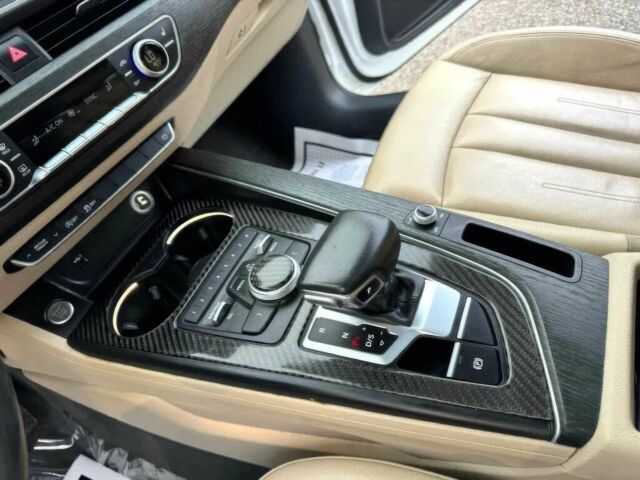 Белый Ауди А4, объемом двигателя 2 л и пробегом 35 тыс. км за 16500 $, фото 10 на Automoto.ua