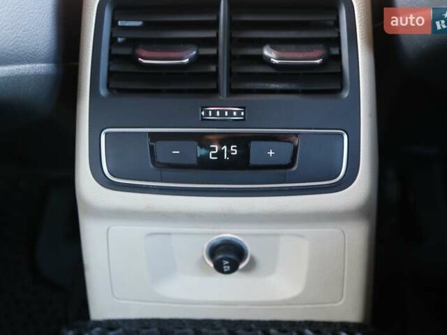 Білий Ауді А4, об'ємом двигуна 2 л та пробігом 74 тис. км за 21500 $, фото 25 на Automoto.ua