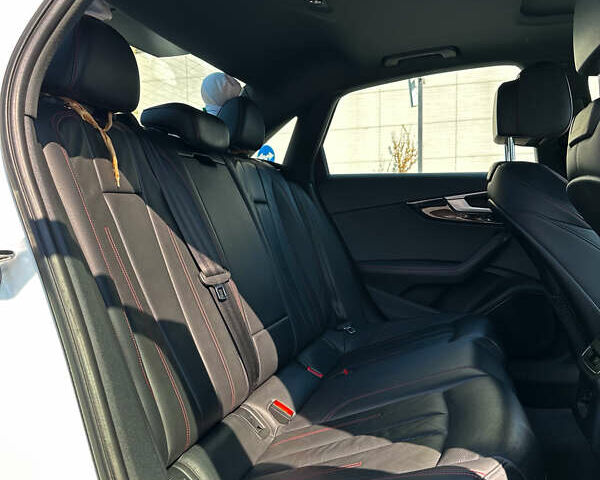 Ауди А4 2018 в Львове на Automoto.ua Белый Ауди А4, объемом двигателя 1.98 л и пробегом 106 тыс. км за 23500 $, фото 18 на Automoto.ua