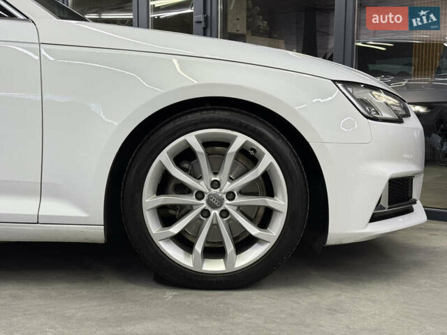 Ауді А4 2018 у Одесі на Automoto.ua Білий Ауді А4, об'ємом двигуна 1.98 л та пробігом 97 тис. км за 18900 $, фото 4 на Automoto.ua