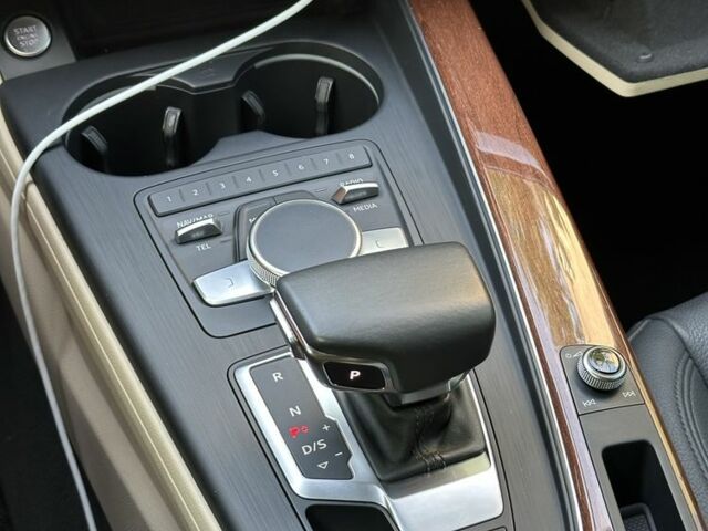 Ауди А4 2018 в Николаеве на Automoto.ua Белый Ауди А4, объемом двигателя 0 л и пробегом 75 тыс. км за 19300 $, фото 14 на Automoto.ua