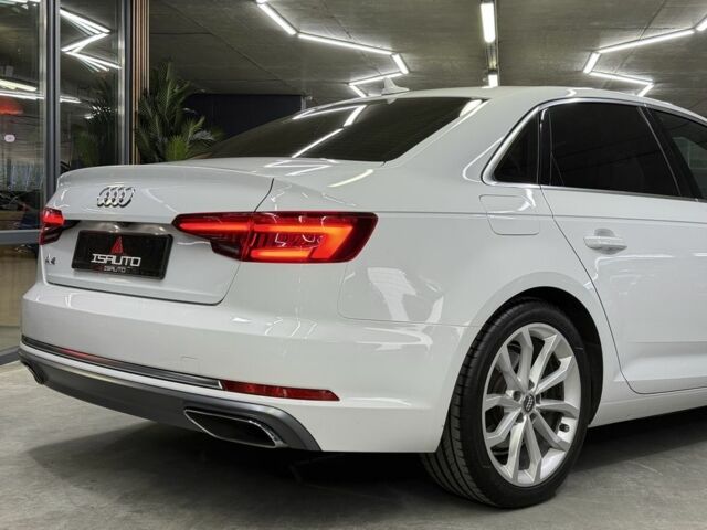 Белый Ауди А4, объемом двигателя 2 л и пробегом 97 тыс. км за 18900 $, фото 11 на Automoto.ua