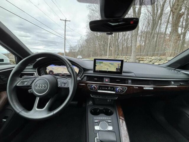 Білий Ауді А4, об'ємом двигуна 2 л та пробігом 30 тис. км за 12000 $, фото 6 на Automoto.ua