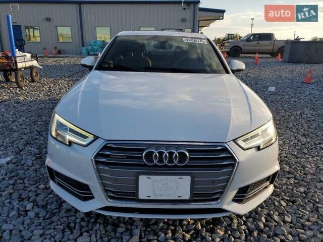 Белый Ауди А4, объемом двигателя 2 л и пробегом 50 тыс. км за 4000 $, фото 4 на Automoto.ua