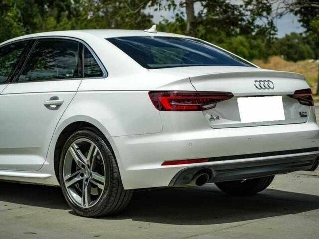 Белый Ауди А4, объемом двигателя 2 л и пробегом 78 тыс. км за 17900 $, фото 2 на Automoto.ua