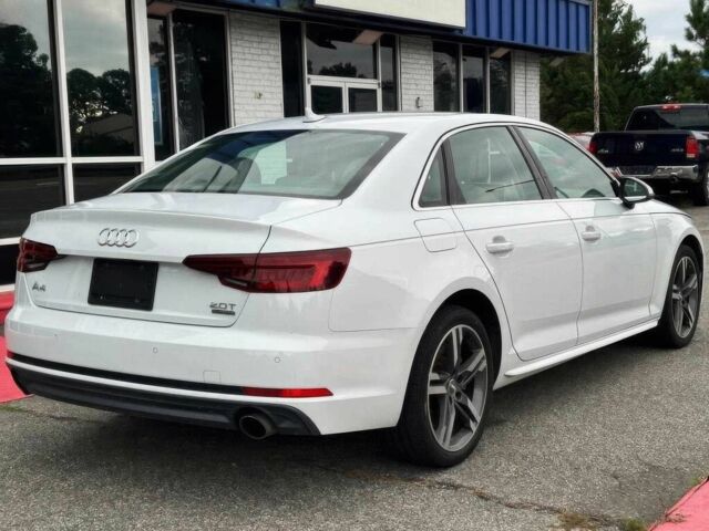 Білий Ауді А4, об'ємом двигуна 2 л та пробігом 33 тис. км за 12000 $, фото 6 на Automoto.ua