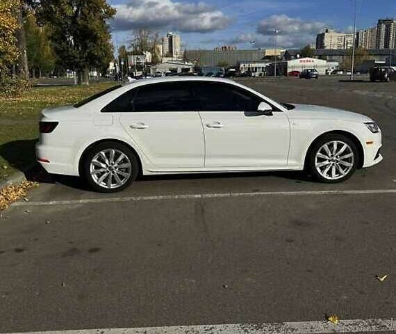 Білий Ауді А4, об'ємом двигуна 2 л та пробігом 100 тис. км за 18000 $, фото 6 на Automoto.ua
