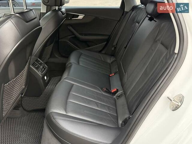 Белый Ауди А4, объемом двигателя 1.98 л и пробегом 102 тыс. км за 20500 $, фото 12 на Automoto.ua