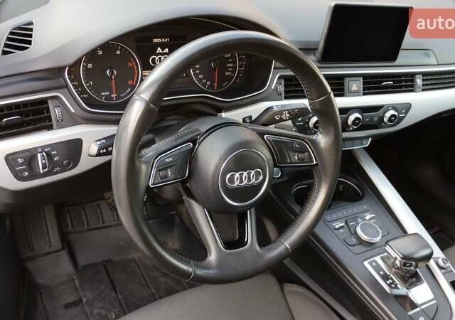 Белый Ауди А4, объемом двигателя 2 л и пробегом 168 тыс. км за 22000 $, фото 9 на Automoto.ua