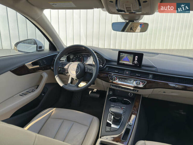 Білий Ауді А4, об'ємом двигуна 2 л та пробігом 42 тис. км за 18000 $, фото 19 на Automoto.ua