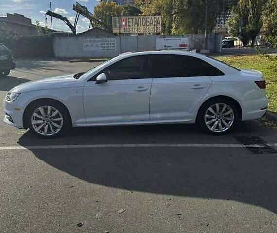 Білий Ауді А4, об'ємом двигуна 2 л та пробігом 100 тис. км за 18000 $, фото 7 на Automoto.ua