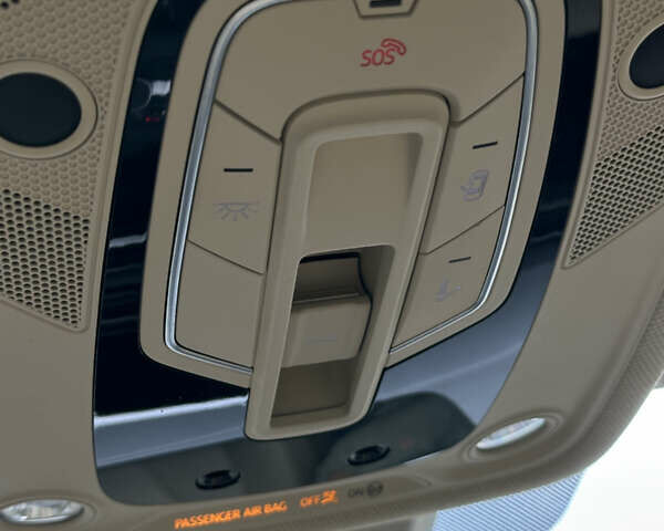 Білий Ауді А4, об'ємом двигуна 2 л та пробігом 156 тис. км за 20500 $, фото 16 на Automoto.ua