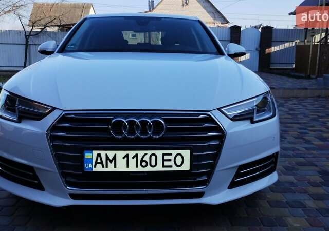 Белый Ауди А4, объемом двигателя 2 л и пробегом 168 тыс. км за 22000 $, фото 7 на Automoto.ua