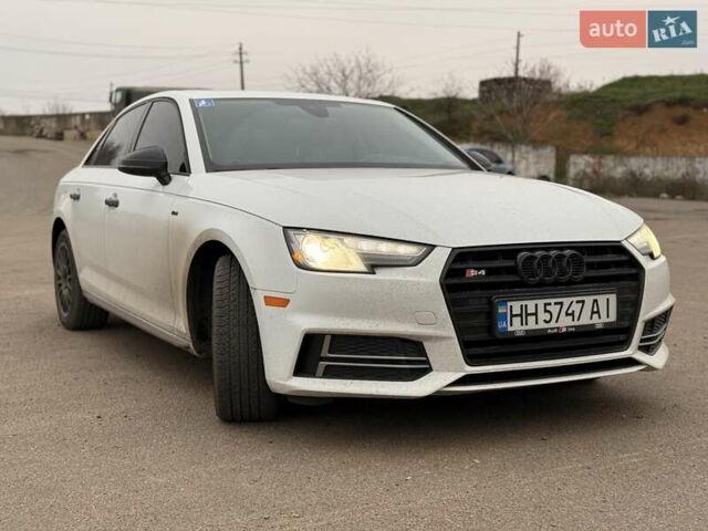 Белый Ауди А4, объемом двигателя 1.98 л и пробегом 102 тыс. км за 20500 $, фото 1 на Automoto.ua