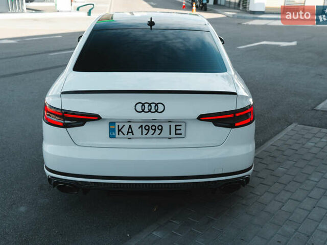 Білий Ауді А4, об'ємом двигуна 1.98 л та пробігом 85 тис. км за 22500 $, фото 5 на Automoto.ua