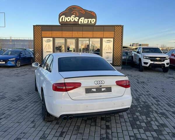 Білий Ауді А4, об'ємом двигуна 2 л та пробігом 160 тис. км за 11900 $, фото 3 на Automoto.ua