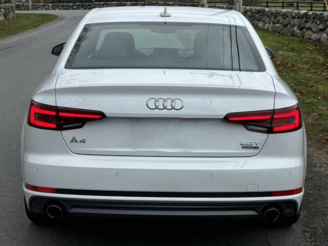 Білий Ауді А4, об'ємом двигуна 2 л та пробігом 30 тис. км за 12000 $, фото 3 на Automoto.ua