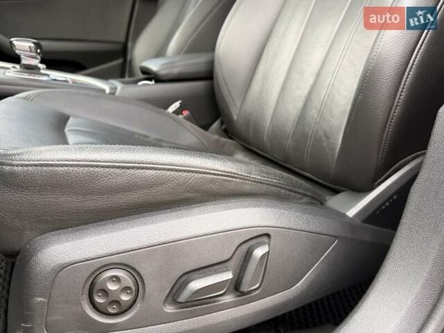 Белый Ауди А4, объемом двигателя 1.98 л и пробегом 102 тыс. км за 20500 $, фото 13 на Automoto.ua