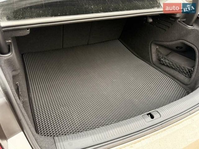 Белый Ауди А4, объемом двигателя 1.98 л и пробегом 102 тыс. км за 20500 $, фото 9 на Automoto.ua