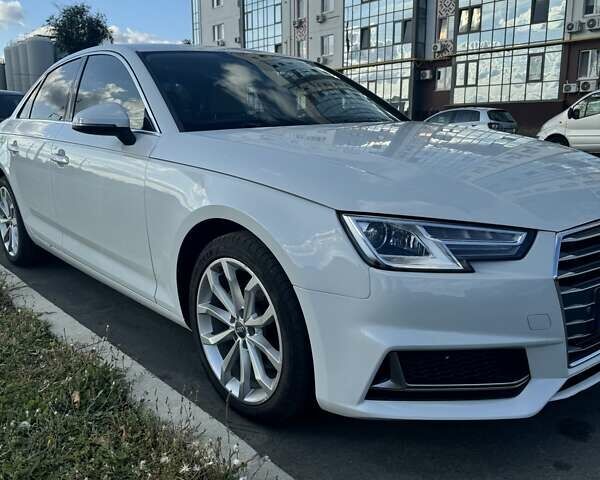 Білий Ауді А4, об'ємом двигуна 2 л та пробігом 75 тис. км за 22000 $, фото 8 на Automoto.ua