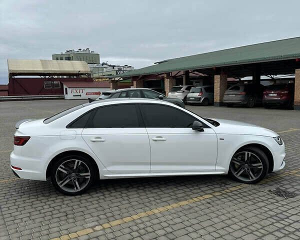 Білий Ауді А4, об'ємом двигуна 2 л та пробігом 98 тис. км за 25000 $, фото 8 на Automoto.ua