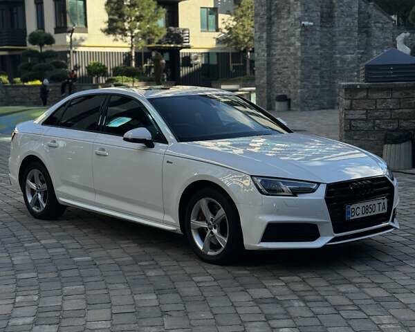 Ауді А4 2018 у Києві на Automoto.ua Білий Ауді А4, об'ємом двигуна 1.98 л та пробігом 96 тис. км за 19999 $, фото 6 на Automoto.ua