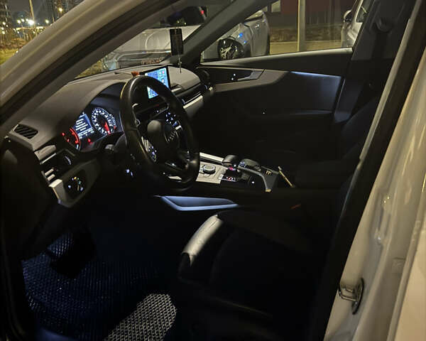 Белый Ауди А4, объемом двигателя 1.98 л и пробегом 103 тыс. км за 19000 $, фото 10 на Automoto.ua