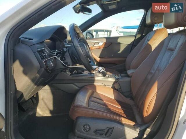 Белый Ауди А4, объемом двигателя 2 л и пробегом 50 тыс. км за 4000 $, фото 6 на Automoto.ua