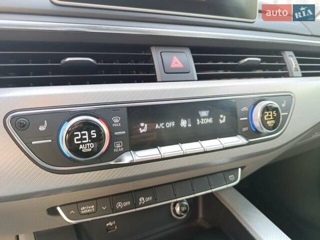 Білий Ауді А4, об'ємом двигуна 2 л та пробігом 132 тис. км за 17000 $, фото 17 на Automoto.ua