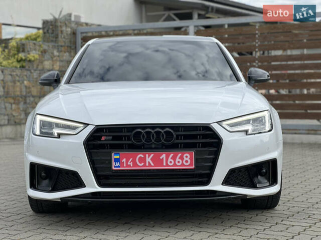 Белый Ауди А4, объемом двигателя 3 л и пробегом 113 тыс. км за 26900 $, фото 4 на Automoto.ua