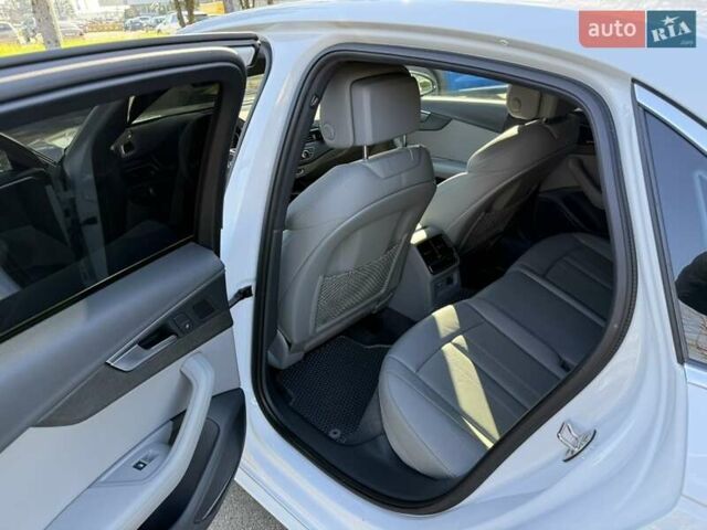 Белый Ауди А4, объемом двигателя 1.98 л и пробегом 79 тыс. км за 27500 $, фото 27 на Automoto.ua