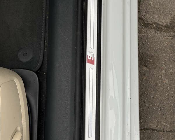 Білий Ауді А4, об'ємом двигуна 1.98 л та пробігом 110 тис. км за 23000 $, фото 10 на Automoto.ua