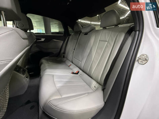 Ауді А4 2018 у Одесі на Automoto.ua Білий Ауді А4, об'ємом двигуна 1.98 л та пробігом 97 тис. км за 18900 $, фото 21 на Automoto.ua