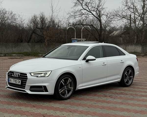 Белый Ауди А4, объемом двигателя 1.98 л и пробегом 83 тыс. км за 24000 $, фото 3 на Automoto.ua