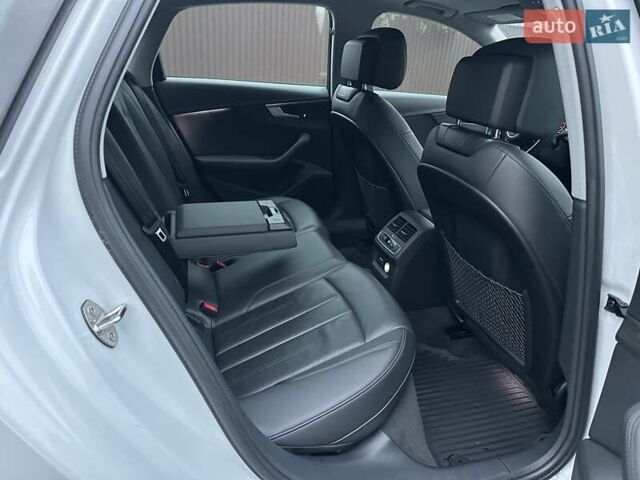 Белый Ауди А4, объемом двигателя 1.98 л и пробегом 72 тыс. км за 20500 $, фото 15 на Automoto.ua