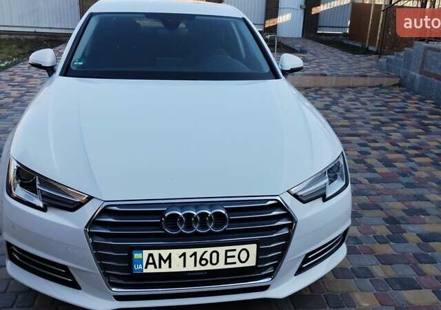 Белый Ауди А4, объемом двигателя 2 л и пробегом 168 тыс. км за 22000 $, фото 2 на Automoto.ua