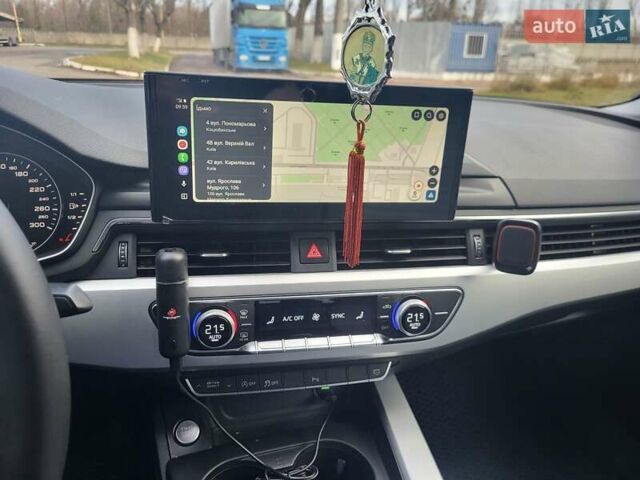 Белый Ауди А4, объемом двигателя 2 л и пробегом 209 тыс. км за 20800 $, фото 6 на Automoto.ua